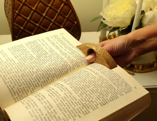 Wooden Book Page Holder - Image 9